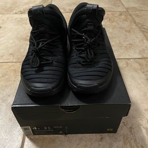 Jordan Flight Luxe shoes BNWT